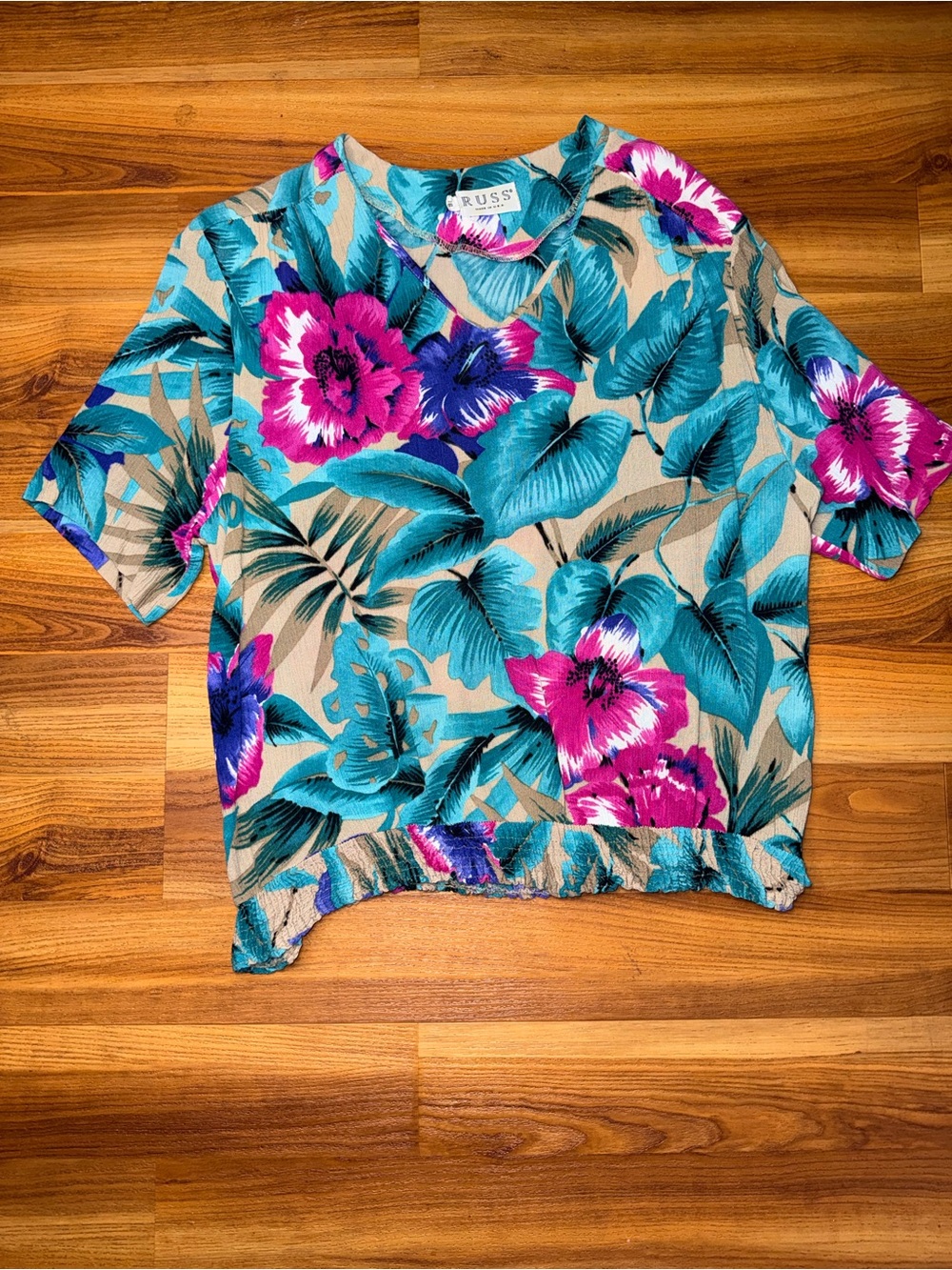 Vintage RUSS Tropical Floral Short Sleeve Top in Teal, Magenta & Beige